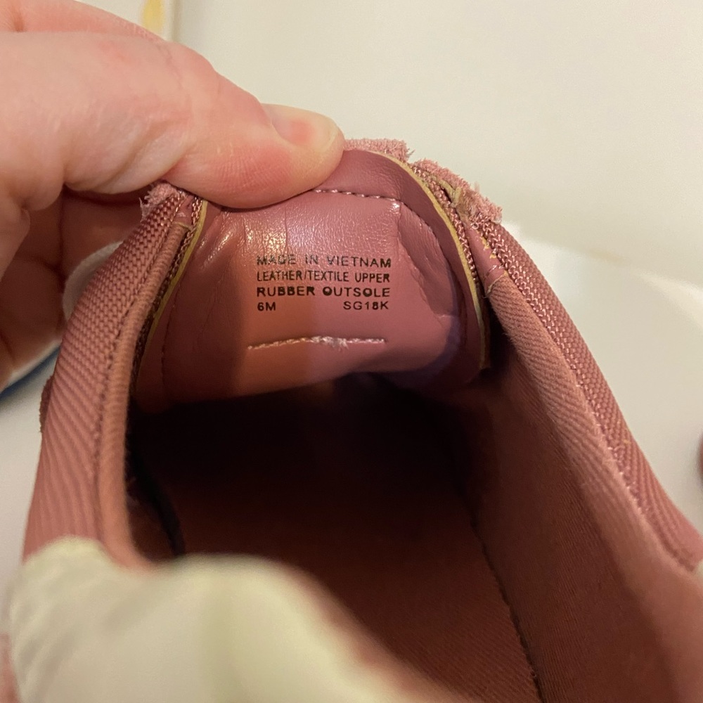 Michael Kors Allie trainer shoes - Picture 7 of 11